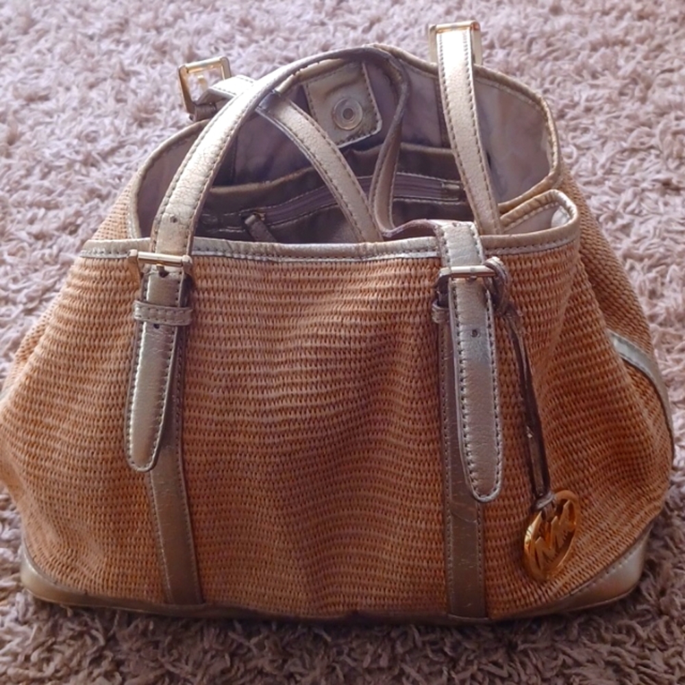 🎉🎉🎉HP!Michael Kors Bag - Picture 1 of 9